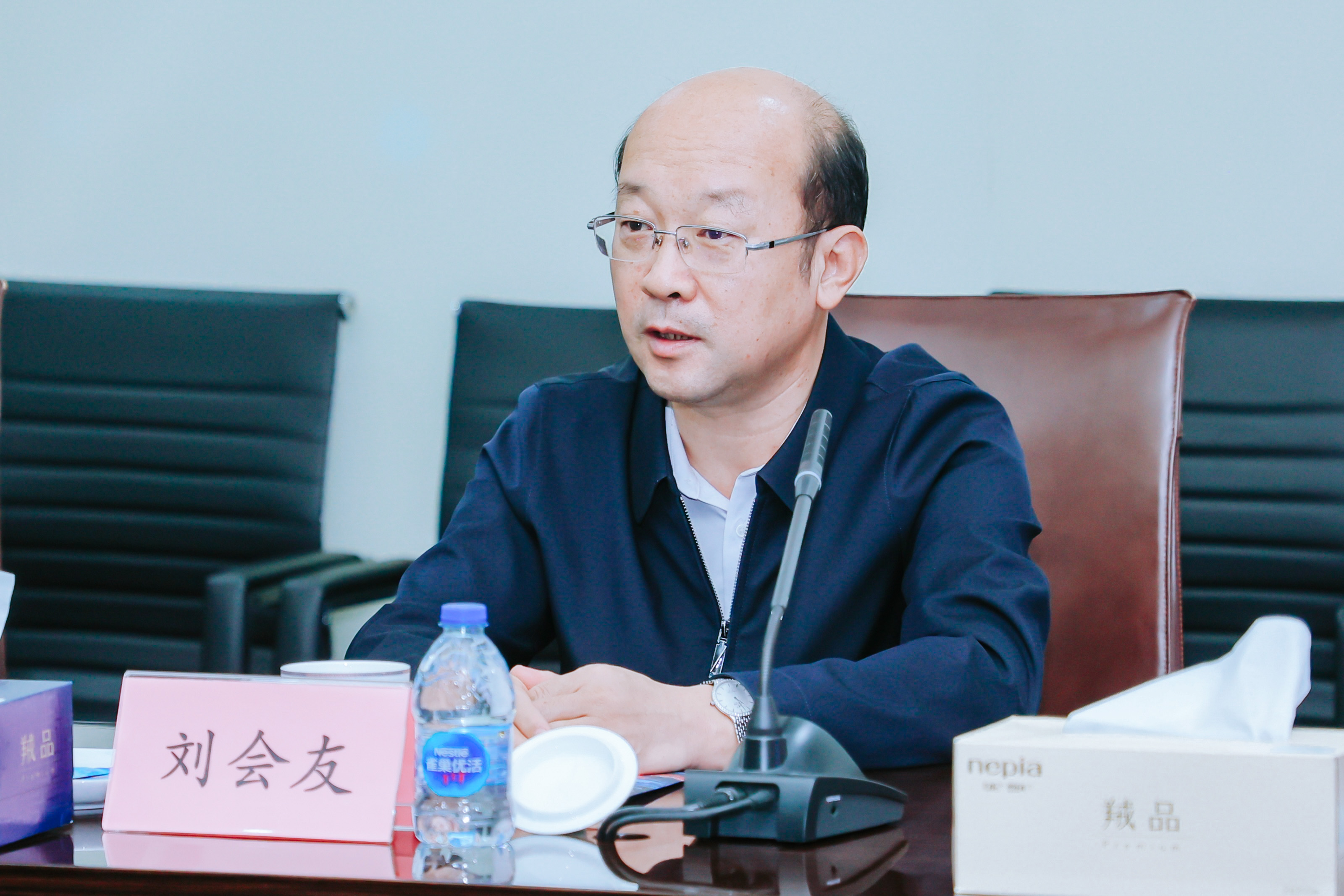 Öйúʯ»¯Ïòµ¼Áõ»áÓÑ¡¢ÕލÀ«Ò»ÐÐݰÁÙK1ÌåÓýÂÃÐп¼²ì(ͼ4) Öйúʯ»¯Ïòµ¼Áõ»áÓÑ¡¢ÕލÀ«Ò»ÐÐݰÁÙK1ÌåÓýÂÃÐп¼²ì(ͼ4)