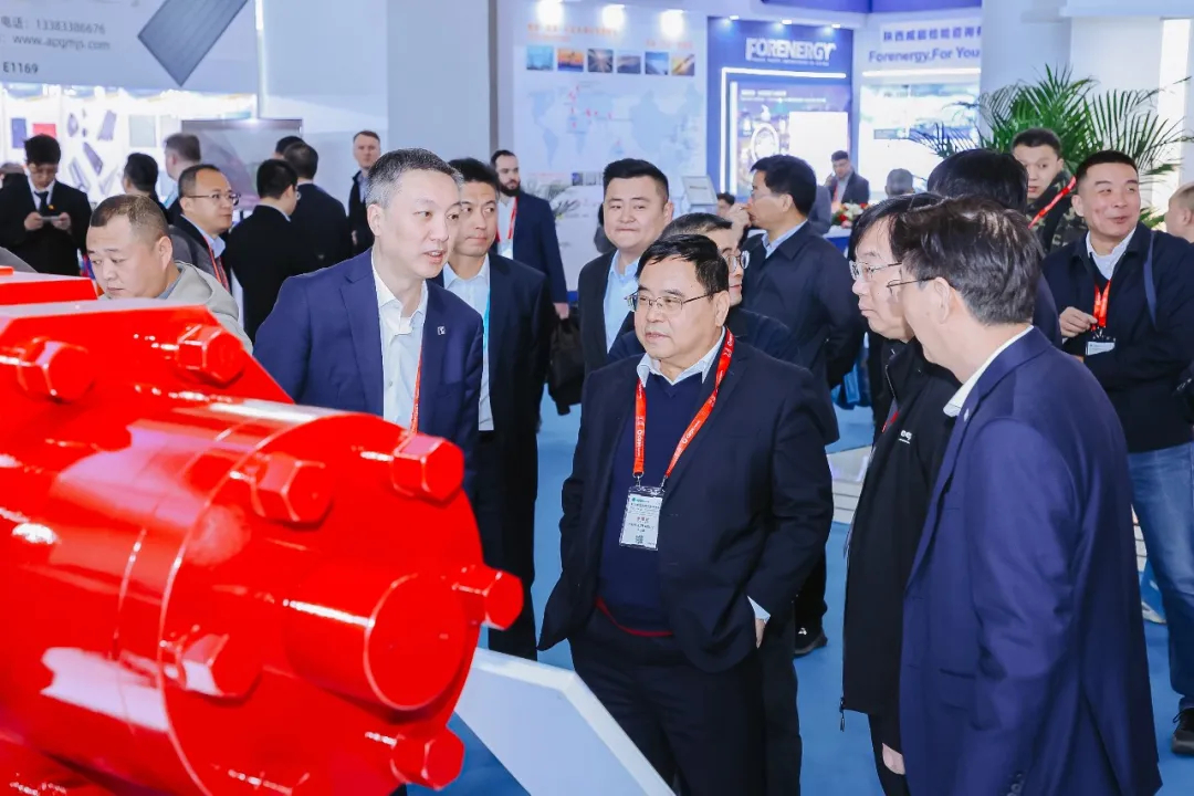 AI¸³ÄÜ¡¢ÂÌɫδÀ´£üK1ÌåÓýÑÞ·þÁÁÏà±±¾©cippeʯÓÍÕ¹(ͼ9) AI¸³ÄÜ¡¢ÂÌɫδÀ´£üK1ÌåÓýÑÞ·þÁÁÏà±±¾©cippeʯÓÍÕ¹(ͼ9)