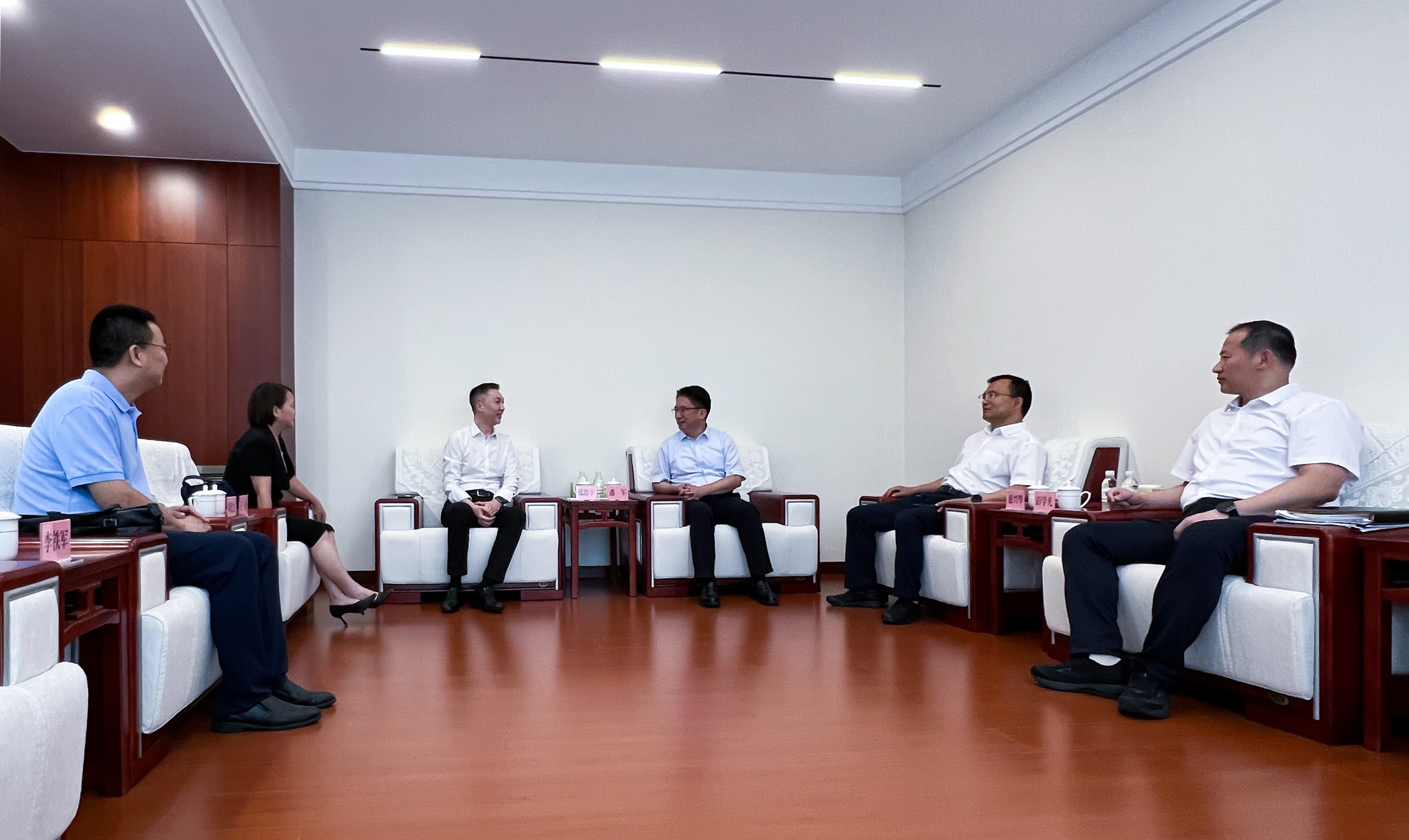 K1ÌåÓý¹É·Ý×ܲÃÒ»Ðи°ÖÐʯ»¯¾Î³ÓÐÏÞ¹«Ë¾½»Á÷(ͼ1) K1ÌåÓý¹É·Ý×ܲÃÒ»Ðи°ÖÐʯ»¯¾Î³ÓÐÏÞ¹«Ë¾½»Á÷(ͼ1)